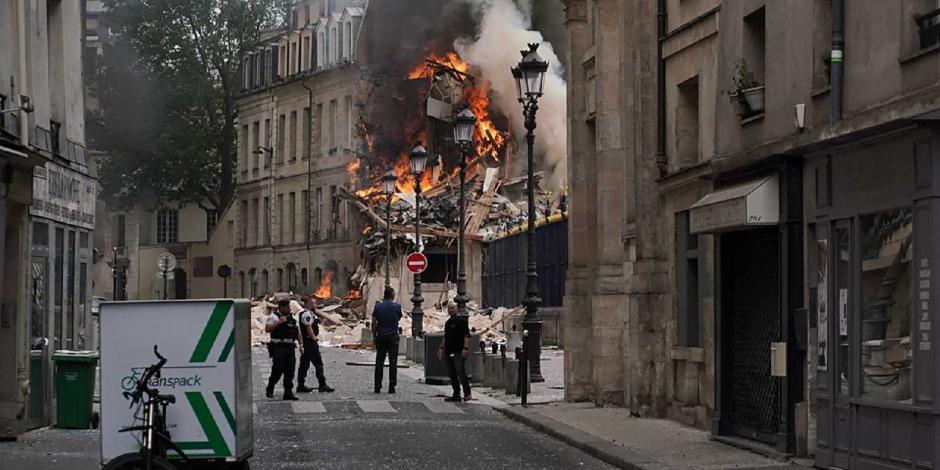 VIDEO. Fuerte explosión en edificio de Paris provoca incendio, caos y deja 29 heridos.