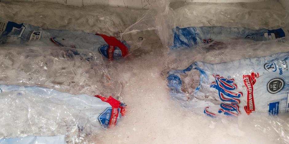 Cibernautas cuestionaron si el hielo subiera de precio, ante escasez.