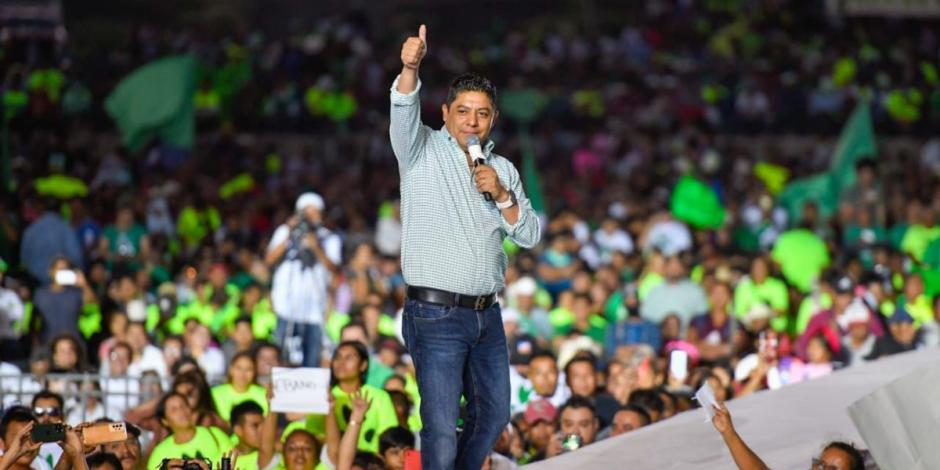 Ricardo Gallardo celebra segundo año de victoria en las urnas en San Luis Potosí.