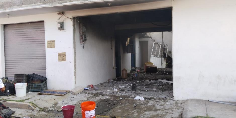FOTOS. Fuerte explosión destruye casa en Chimalhuacán; hay 1 persona muerta