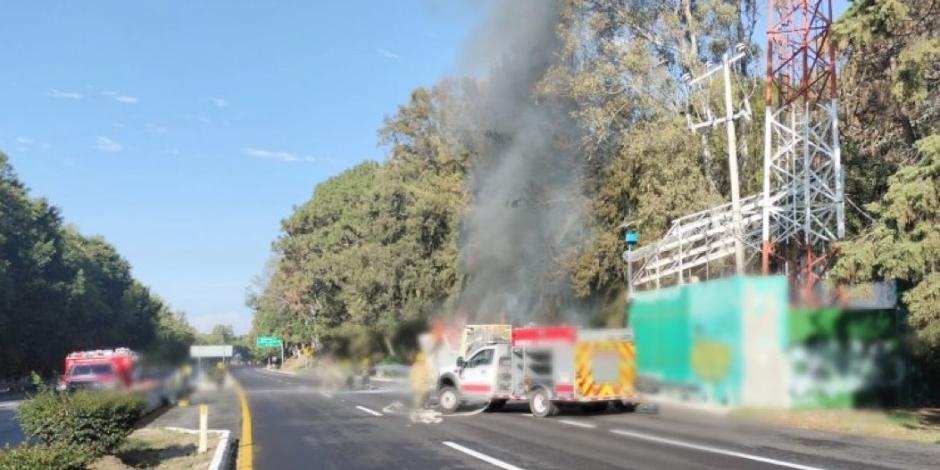 Incendio de un tráiler en la México-Cuernavaca provoca cierre total de circulación.