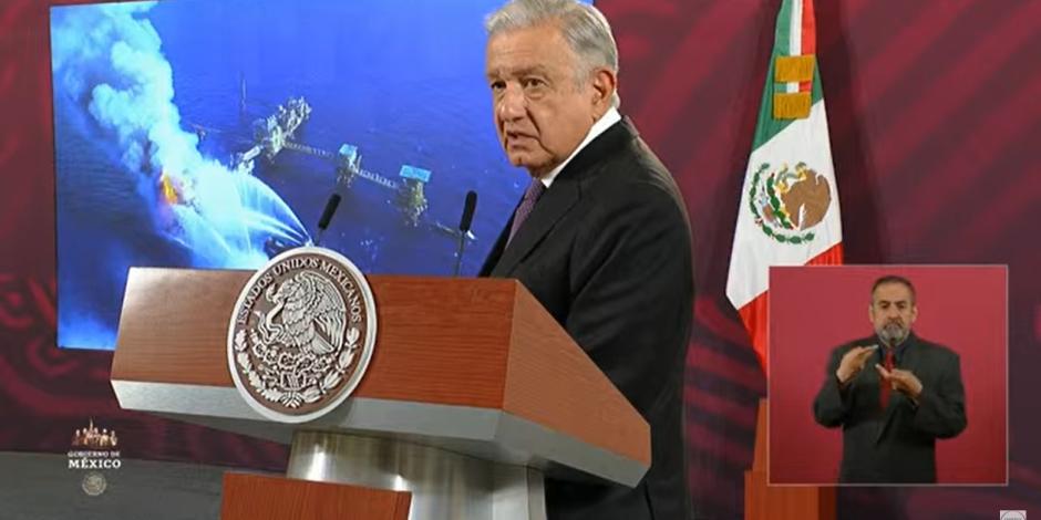 Presidente López Obrador se pronuncia sobre el siniestro de la plataforma de Pemex.