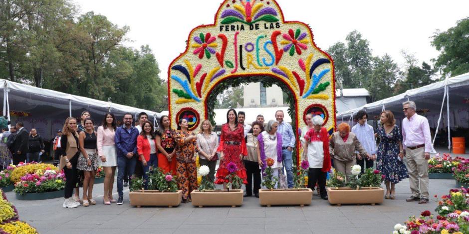 La alcaldesa Lía Limón inauguró la edición 166 de la Feria de las Flores San Ángel 2023.