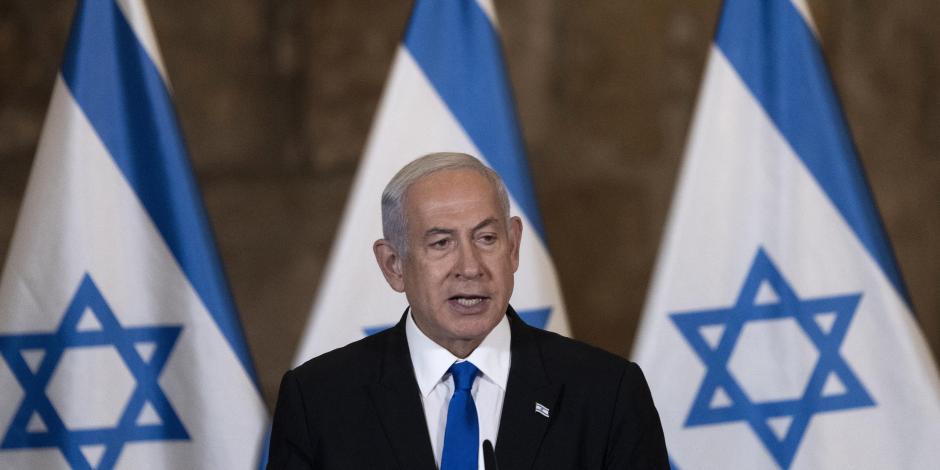 El primer ministro israelí Benjamin Netanyahu habla durante una reunión semanal del Gabinete en la Vieja Ciudad de Jerusalén, el domingo 21 de mayo de 2023
