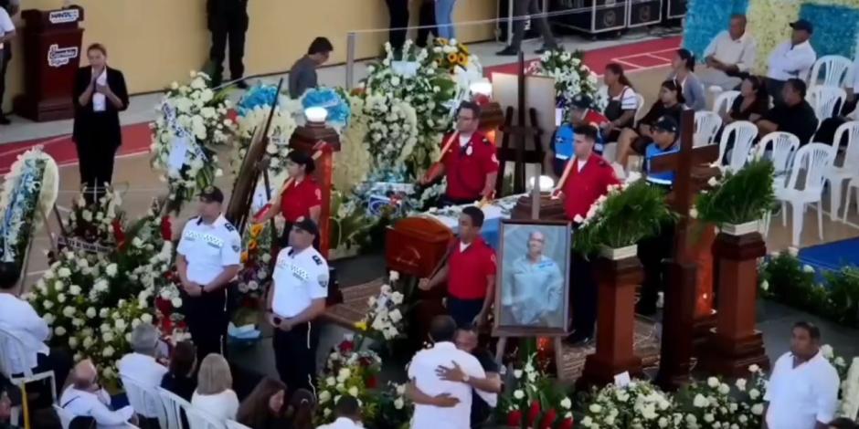 Asesinan de 6 tiros a alcalde de Manta, Ecuador, Agustín Intriago.