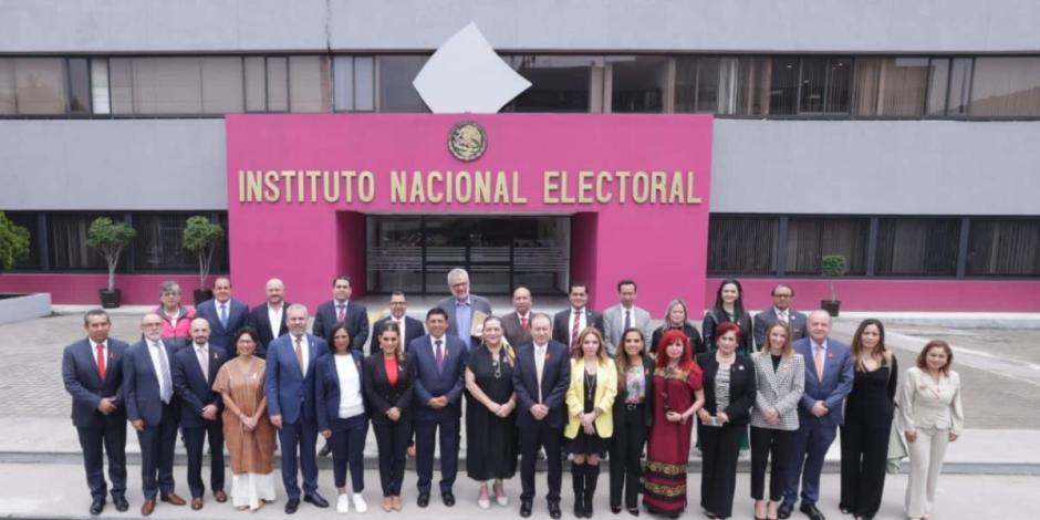 INE y Conago se reúnen con miras al proceso electoral de 2024.