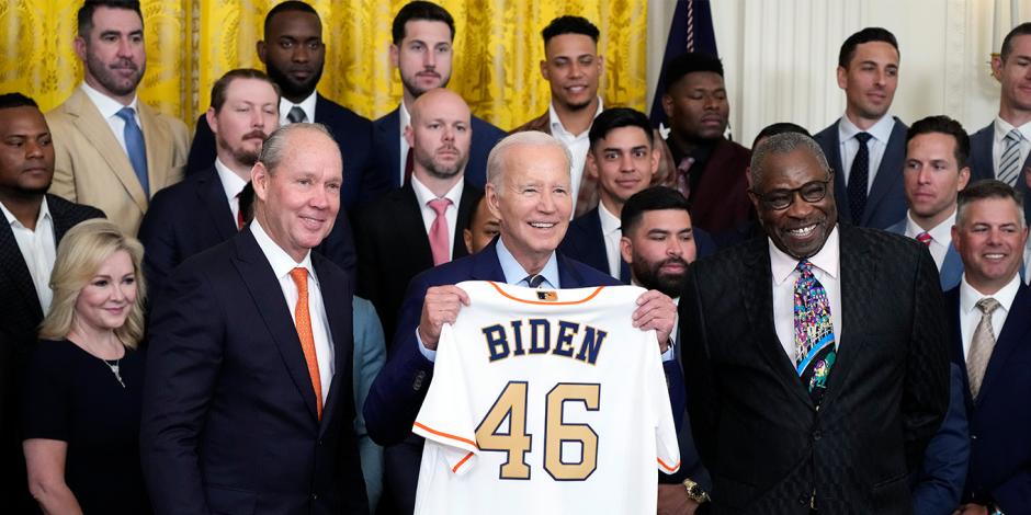 Joe Biden recibió a los campeones de Grandes Ligas.