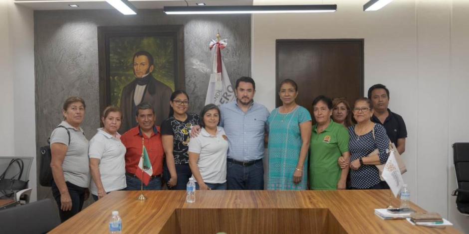 Vicefiscales se reúnen con Secretario de Gobierno de Guerrero y trabajadores afiliados al SUSPEG.