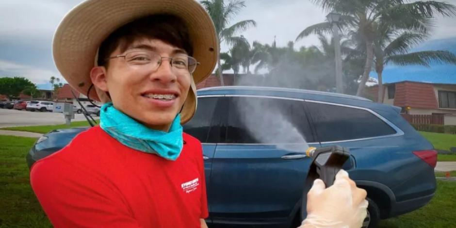 Joven gana más de 77 mil dólares lavando autos y se volvió viral por su negocio