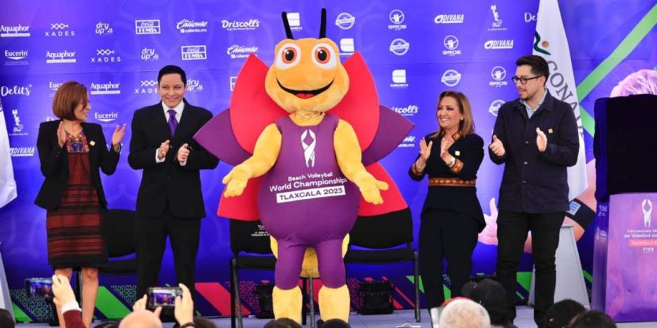 Tlaxcala presenta balón y mascota oficial del Mundial de Voleibol de Playa 2023.