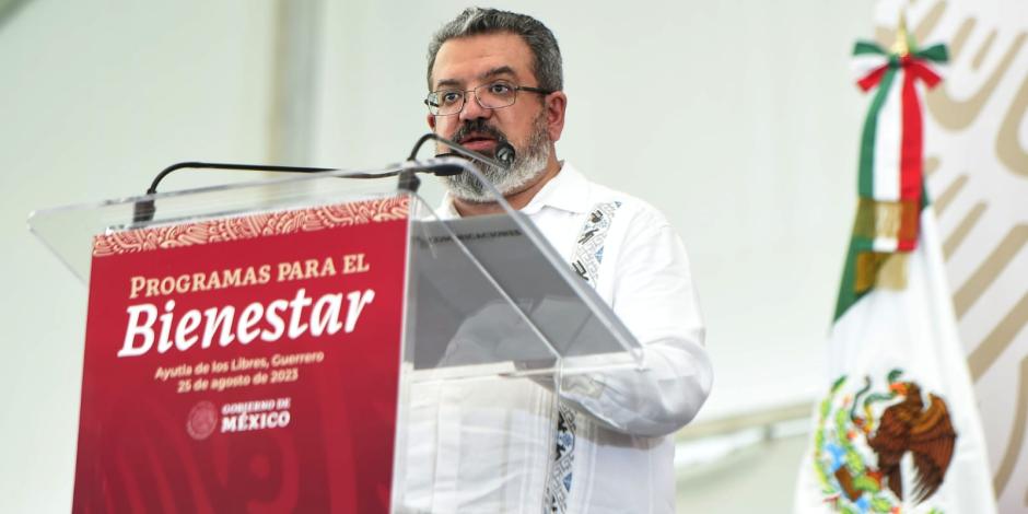 Jorge Nuño Lara, titular de la SICT, anuncia conclusión de obras en Guerrero.