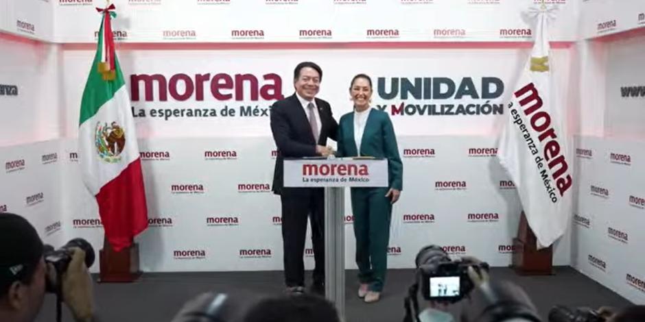 Mario Delgado, líder de Morena, y Claudia Sheinbaum, quien encabezará los trabajos de coordinación en la Defensa de la Transformación rumbo al 2024.