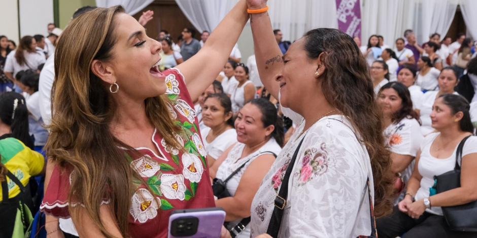 Mara Lezama Espinosa, la primera gobernadora de Quintana Roo, lidera una revolución social con 2 mil millones de pesos para el bienestar y la igualdad.