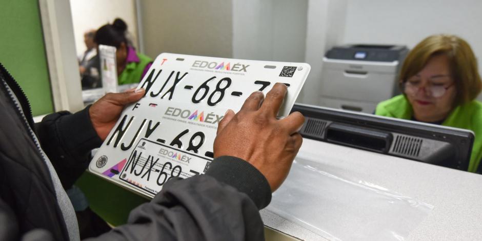 Los automovilistas en Edomex podrán renovar sus placas hasta el 31 de diciembre del 2023.