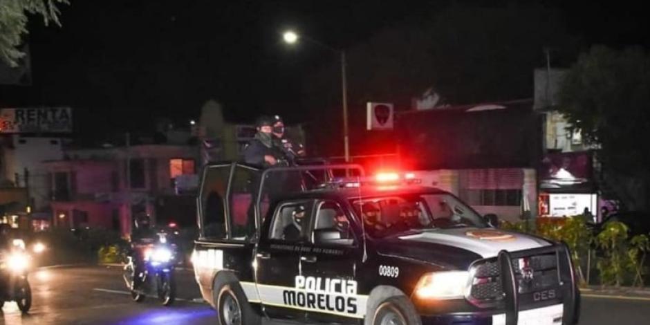 Elementos de la Policía Estatal de Morelos acudieron al lugar de los hechos, en la medianoche del sábado.