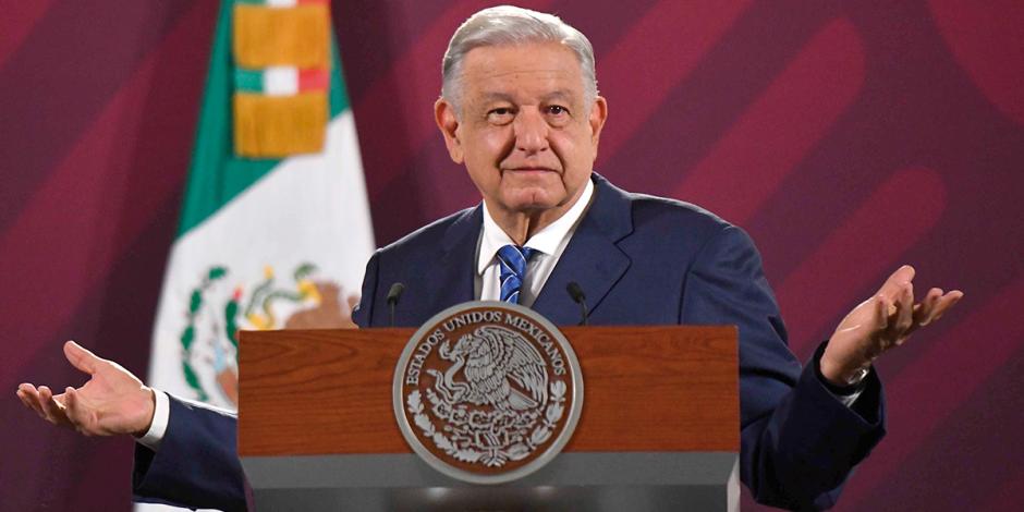 El Presidente López Obrador durante su conferencia en Palacio Nacional, ayer.