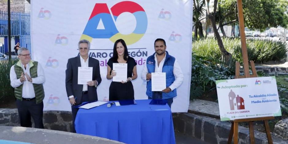 La alcaldesa Lía Limón firma acuerdo para fortalecer áreas verdes en Álvaro Obregón.