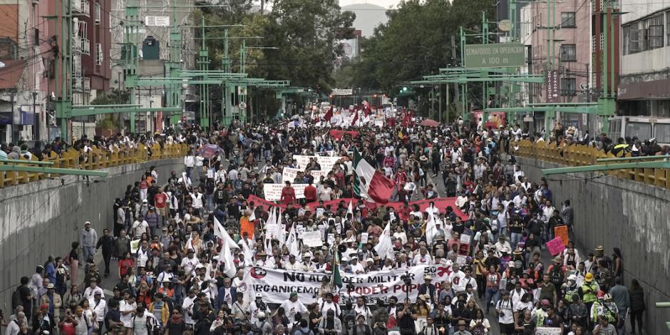 Marchan miles y exigen que no se repita otro 68 ni otro Ayotzinapa