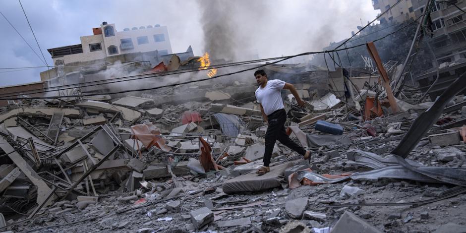 Un vecindario en escombros en Medio Oriente.
