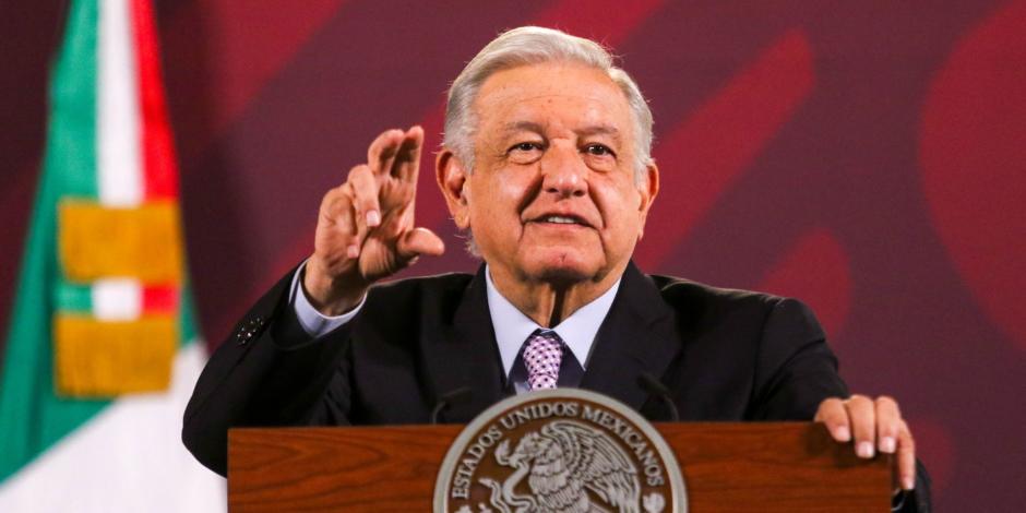 Presidente López Obrador durante conferencia matutina en Palacio Nacional.