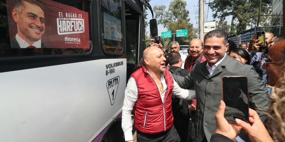Omar García Harfuch dialoga con líderes transportistas sobre la movilidad en la Ciudad de México.