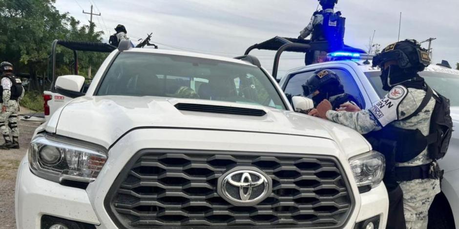 GN asegura una camioneta, armamento y equipo táctico tras repeler agresión en Guerrero.