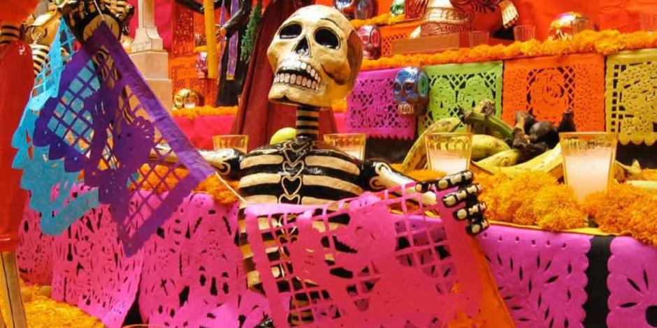 Papel picado, una tradición que es Patrimonio Cultural en México.