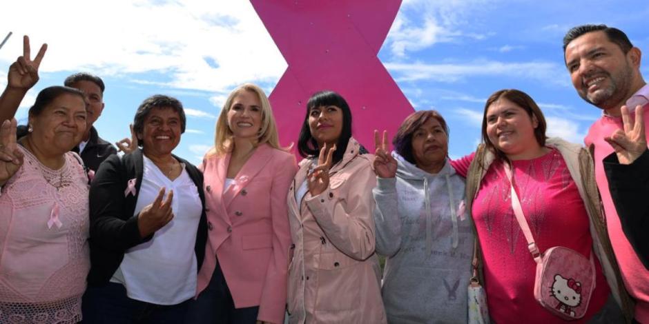 Huixquilucan dona tratamientos para mujeres que luchan contra el cáncer de mama.