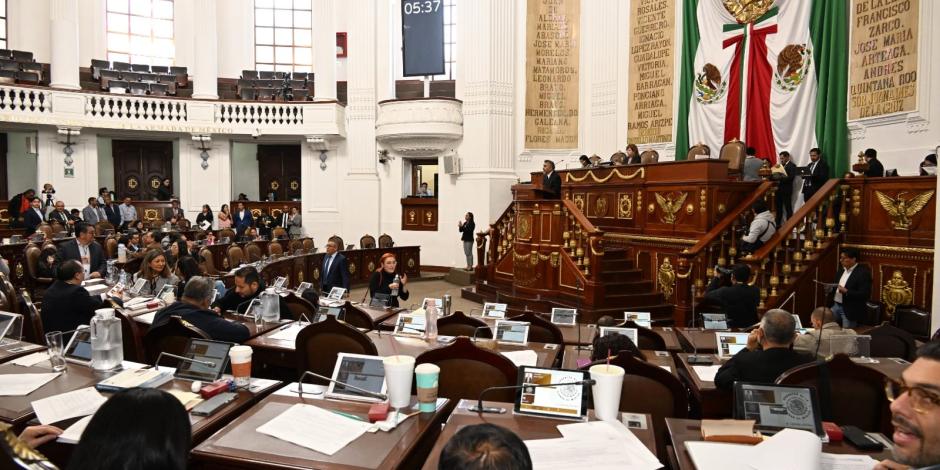 La solicitud del alcalde de Benito Juárez fue aprobada por el pleno, ayer .