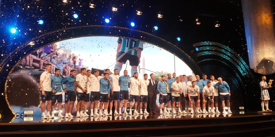 Jugadores de la Selección Argentina que salieron campeones del mundo en Qatar 2022.