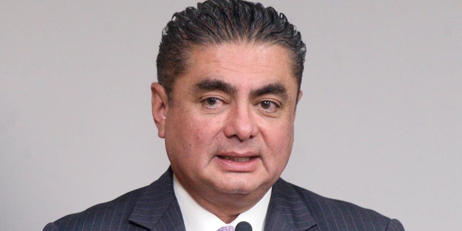 Luis Espinosa Cházaro, líder de los diputados del PRD, en imagen de archivo.
