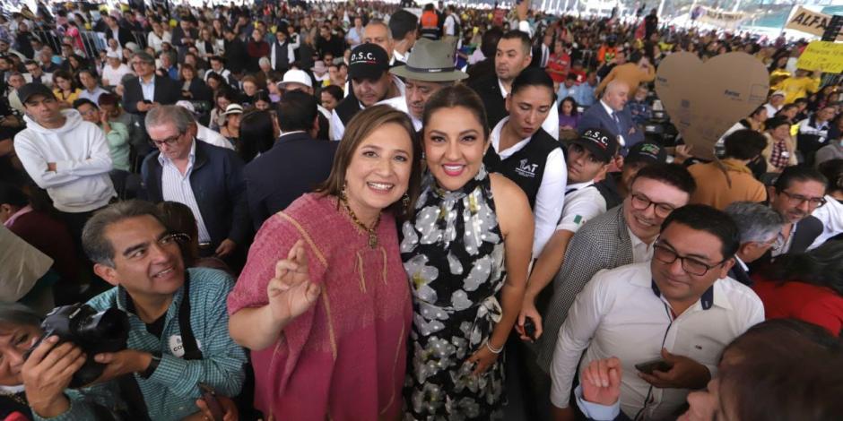 Alfa González y la senadora Xóchitl Gálvez, el pasado sábado.