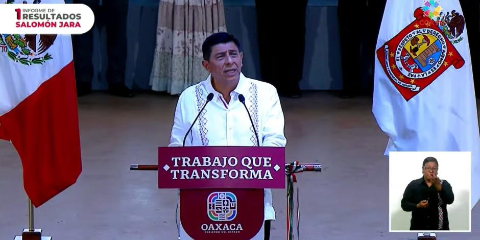 Salomón Jara al rendir mensaje por su Primer Informe de Gobierno en Oaxaca.