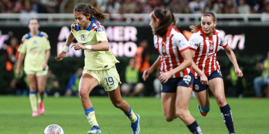 América y Chivas se enfrentan en el Estadio Azteca en la semifinal de vuelta de la Liga MX Femenil.