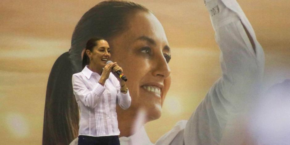 Claudia Sheinbaum critica que Xóchitl Gálvez haya celebrado triunfo de Milei en Argentina.