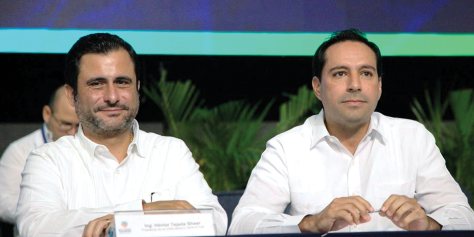 Héctor Tejada, de Concanaco, y Mauricio Vila, gobernador de Yucatán, ayer.