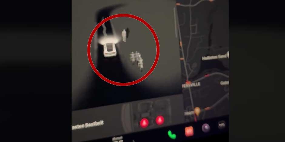 Captura de pantalla de un video en Tik Tok, donde un usuario comparte que su auto Tesla detectó "fantasmas" al circular cerca de un cementerio