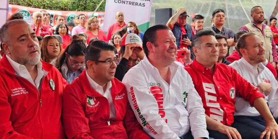 “El Güero” Quijano resaltó que van en unidad a apoyar a los candidatos del Frente y que su único interés es recuperar la Ciudad de México con Santiago Taboada