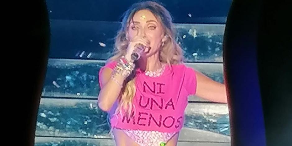 Anahí invadió de melancolía a las mexicanas al lanzar fuerte mensaje de lucha social en pleno concierto de RBD