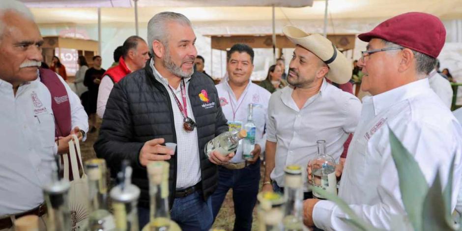 Con Encuentro Nacional del Mezcal, Michoacán promueve la industria