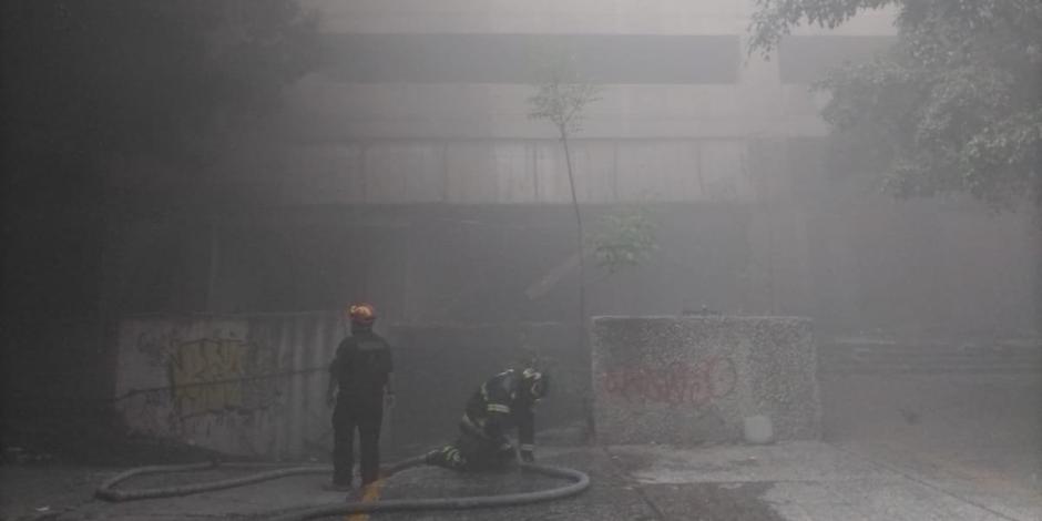 Se registra incendio en edificio del ISSSTE ubicado en Paseo de la Reforma
