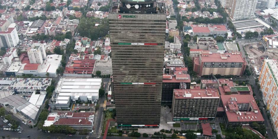 Pemex, la compañía estatal de petróleo y gas de México, es la empresa más grande del país y se encuentra entre las compañías petroleras verticalmente integradas más grandes del mundo.