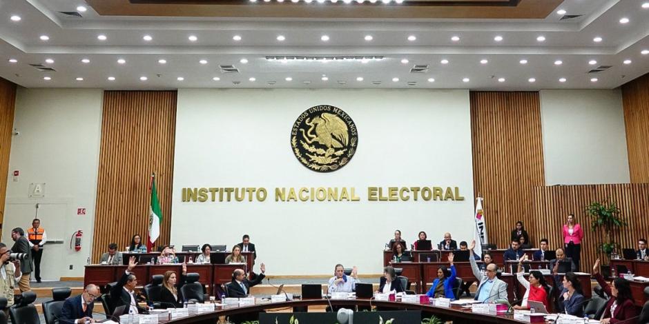 Sesión extraordinaria en el Consejo General del INE, del pasado 23 de octubre.