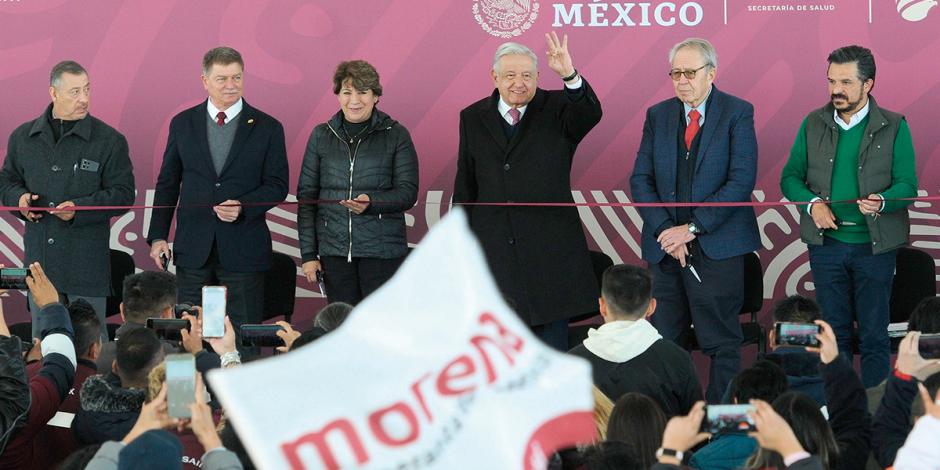 Delfina Gómez, gobernadora del Edomex, y el Presidente López Obrador, encabezaron el arranque del proyecto, ayer.