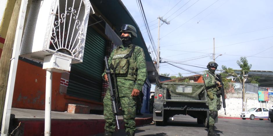 Vigilancia, ayer, de Fuerzas Federales en Cuernavaca tras homicidios.