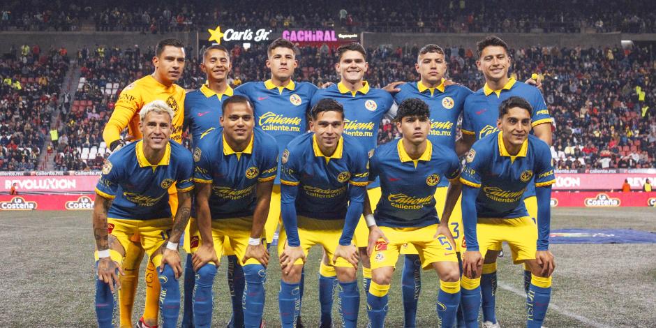 Futbolistas del América previo al partido de la Fecha 1 del Clausura 2024 de la Liga MX contra Tijuana.