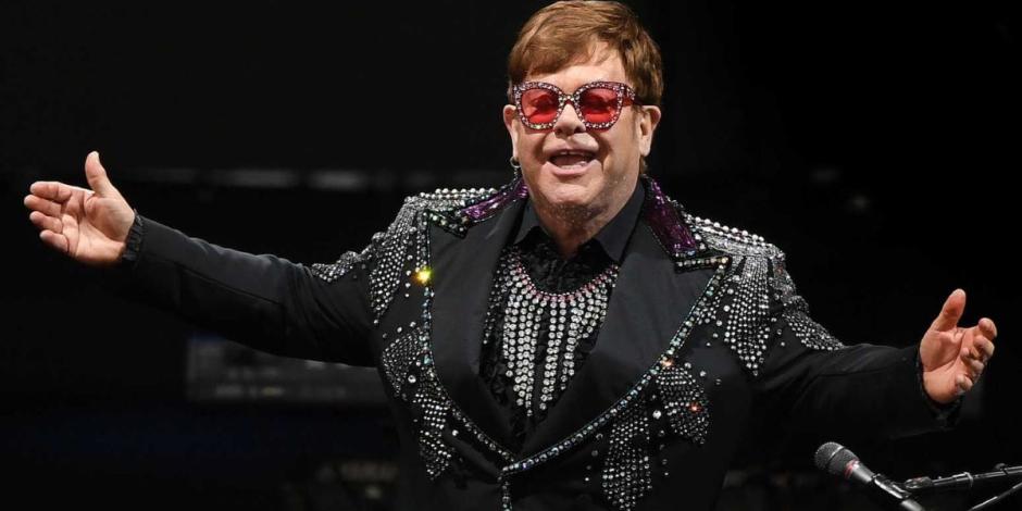 Elton John es uno de los artistas más reconocidos gracias a su larga y exitosa trayectoria.