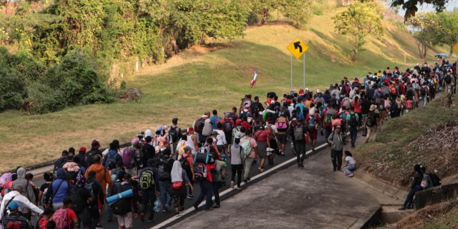 Caravana migrante llega a Tehuantepec, Oaxaca; son 2 mil