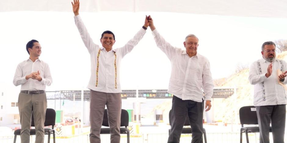 Autopista Oaxaca- Puerto Escondido inaugurada por el Presidente Andrés Manuel López Obrador y el Gobernador Salomón Jara Cruz