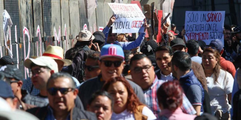 Plaza de Toros México cumple78 años entre manifestaciones.